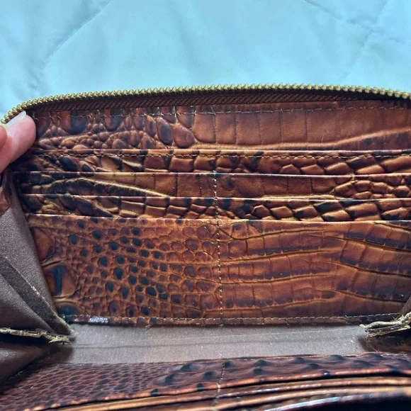 Brahmin Brown Pecan Crocodile Embossed Zip around wallet - Picture 5 of 6